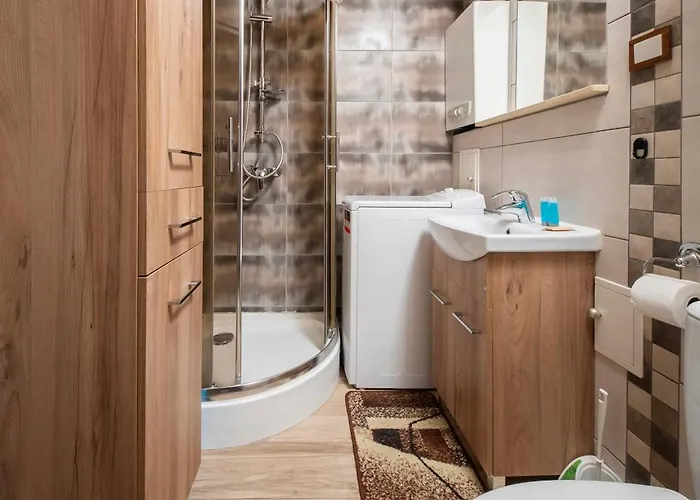 Zbiorcza Standard By Bookinghost 罗兹